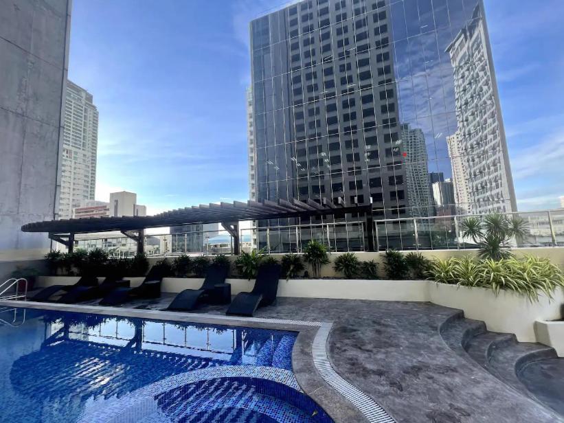Poolside Family Room Greenbelt Makati Makati City Esterno foto